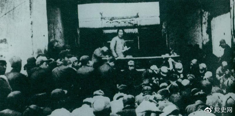 1935年12月27日，毛澤東在陜北瓦窯堡黨的活動分子會議上作《論反對日本帝國主義的策略》報告。